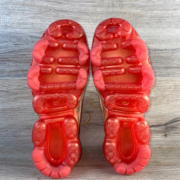 Nike Air VaporMax 2019 Crimson Gold 2018 Men’s 9.5 Excellent Used Condition! - Picture 10 of 11